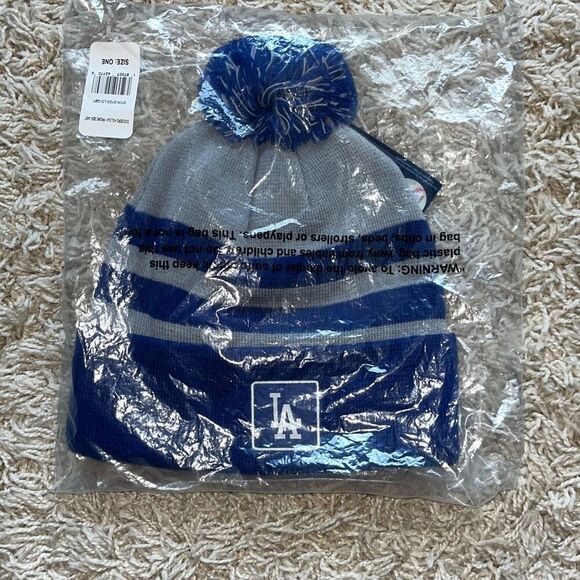 Men's Los Angeles Dodgers Fanatics Royal Blue  & Grey Cuffed Knit Hat with Pom - Picture 1 of 5